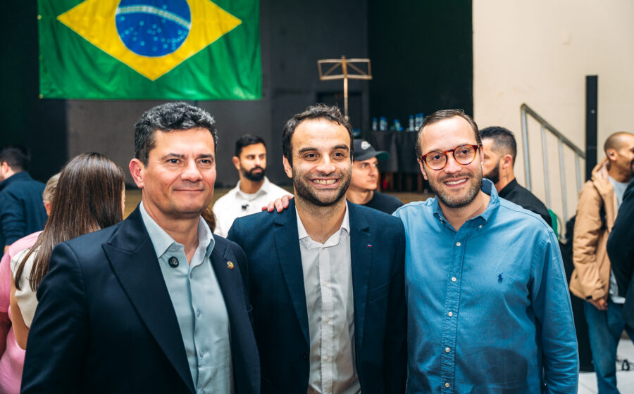 Christiano Puppi comemora pesquisa Neokemp que mostra Moro próximo da vitória no primeiro turno